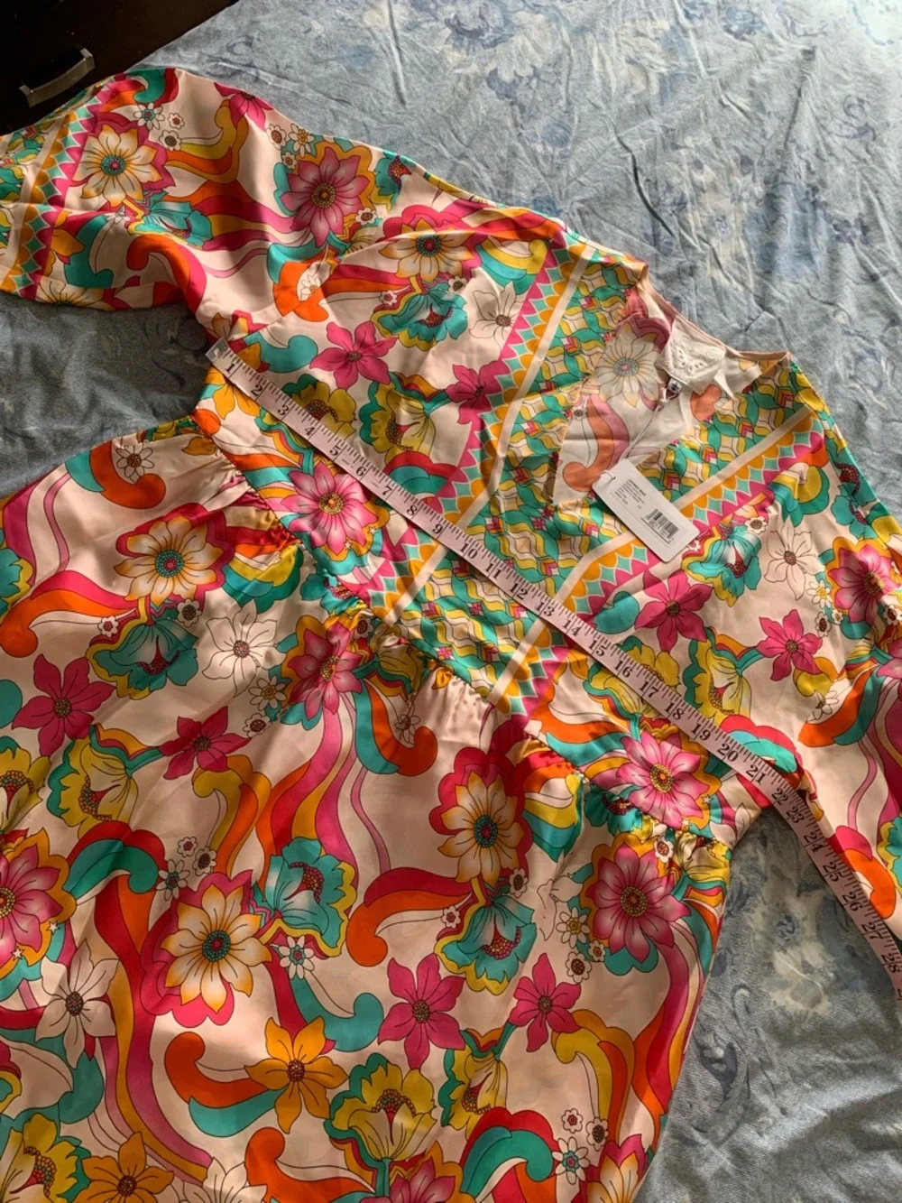 JOHNNY WAS
Silk Blend Barbara Mini 👗 dress
Color multi 
Size Large - Picture 5 of 8